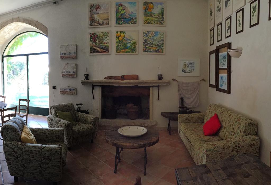 Tenuta Sant'Andrea Giuggianello Kültér fotó