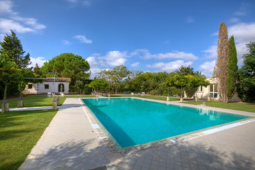 Tenuta Sant'Andrea Giuggianello Kültér fotó